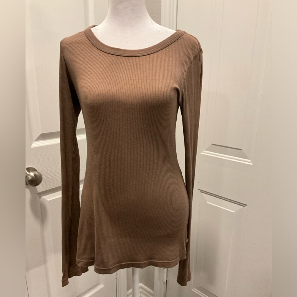James Perse ribbed Tan U neck T-shirt Size 2